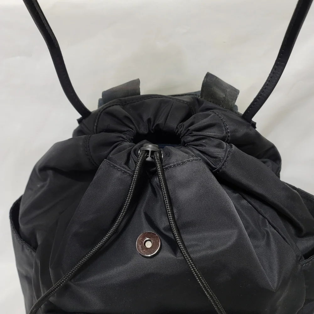 ✨ ZARA Trafaluc Medium Black Vinyl Technical Fabric Backpack - Picture 9 of 9